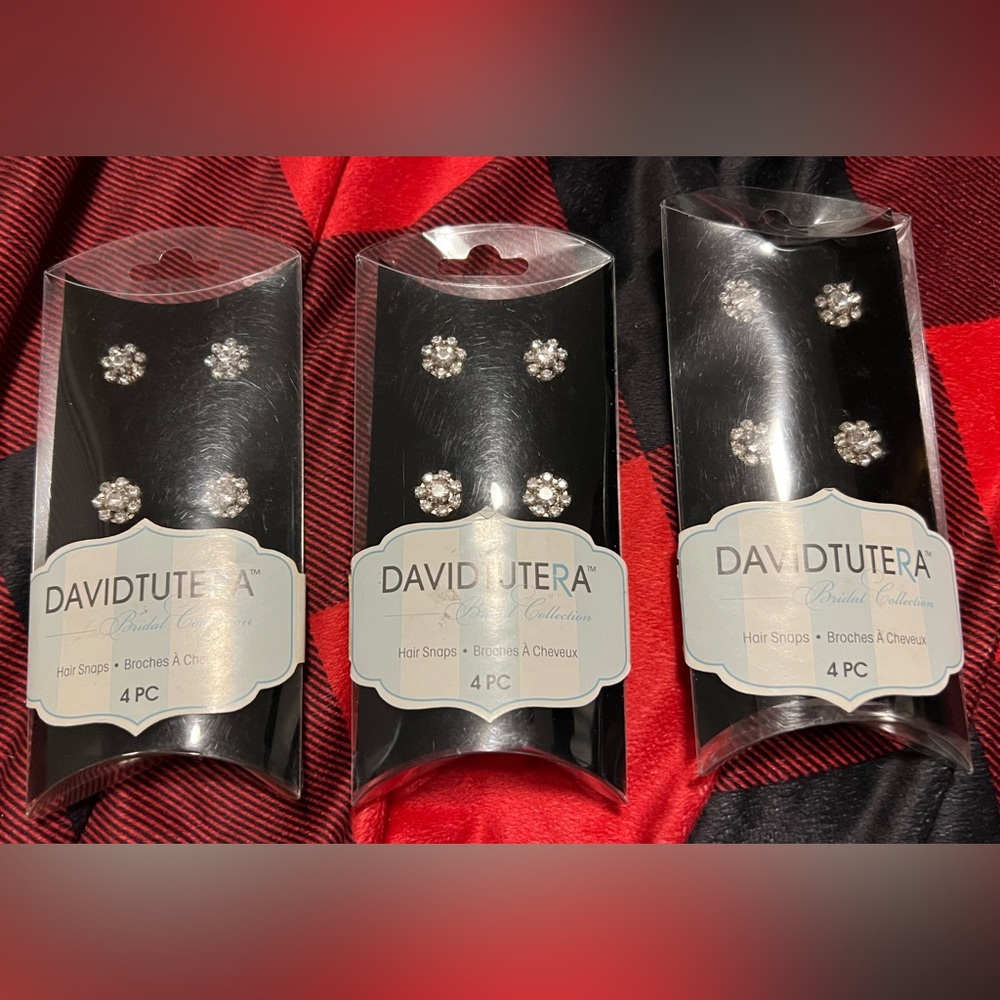 NIB 3 packages of David Tutera Rhinestone Hair Snaps! 4 snaps in each!